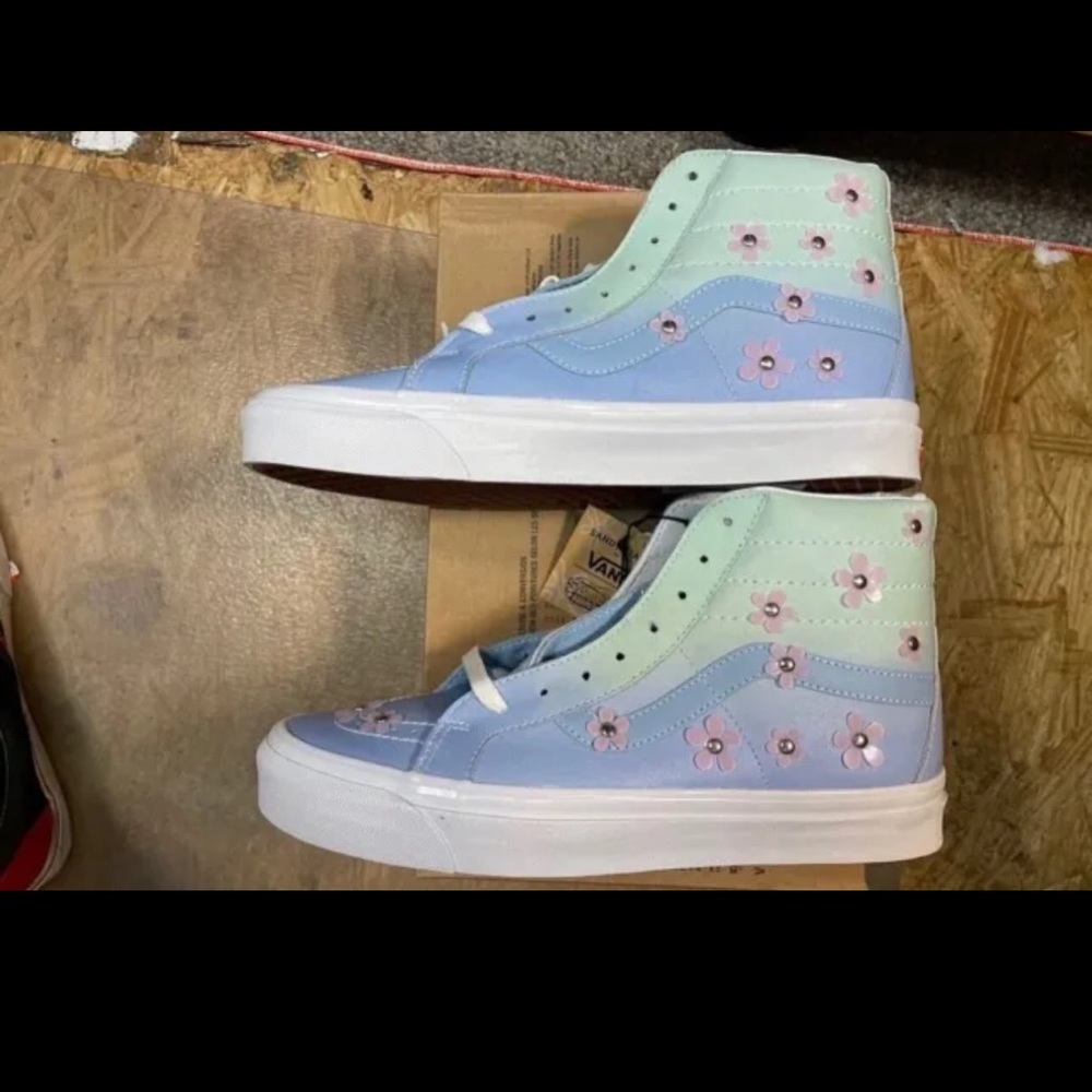 VANS Sk8-Hi 38 DX x Sandy Liang Sandy Cheeks Sponge Bob  Square Pants